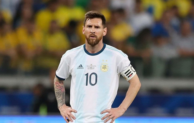 Messi có nhiều lợi thế trong cuộc đua Quả bóng Vàng năm nay